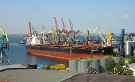 Майже 3 млн тон зернових експортували з українських портів у липні
