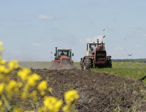 Більшість аграріїв вважає найбільшою шкодою різкої зміни погодних умов зміщення термінів проведення посівної кампанії