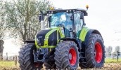 На украинских полях доминируют следующие группы производителей: AGCO (Fendt, Challenger, Massey Ferguson), «МТЗ-Холдинг», CNH (Case, New Holland), Claas