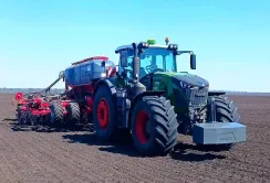Нові трактори Fendt працюють на полях «Астарти Прихоролля»