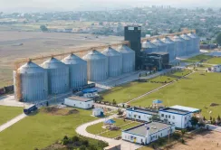 НІБУЛОН знизив тарифи на зберігання зернових