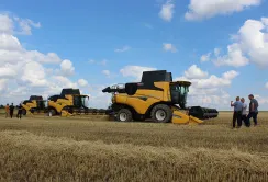 На Волині стартували жнива: аграрії зібрали перші тонни ячменю