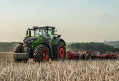 Fendt® представив трактор 1000 Vario® Gen4 та абсолютно нову сівалку Optimum™ на виставці Farm Progress Show 2025