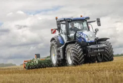 Новітні трактори New Holland T7