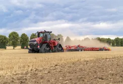 TERRADISC HT 12000 від Pöttinger: потужна 12,5-метрова дискова борона для найкращого дискування