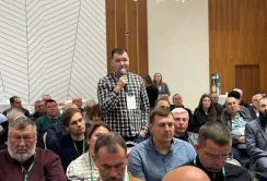 Аграрії та нардепи домовились створити робочу групу для спільної роботи над законами