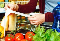 Ціни на продукти в Україні зросли швидше за загальну інфляцію