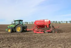 На Вінниччині розпочали сівбу ранніх ярих культур