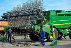 На Одещині готують комбайни до жнив