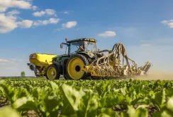 ROW-MASTER RN_PROFI з функцією John Deere AutoPath: точний міжрядний обробіток ґрунту нового покоління