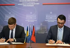 Україна та Албанія підписали угоду про запуск транспортного безвізу