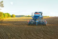 Осіння посівна: аграрії засіяли 750 тисяч гектарів із запланованих 6,3 мільйона 