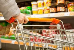 Ціни на продукти: чи чекати зниження напередодні великодніх свят