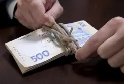 Мешканців Львівщини атакують земельні аферисти