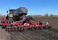 Аграрії Полтавщини тестують нову технологію strip-till