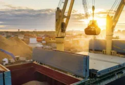 Балтійські порти могли б щорічно перевантажувати 10 млн тонн зерна з України
