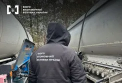 У Чернівецькій області викрили шахраїв, які продавали бензин, змішаний з газовим конденсатом