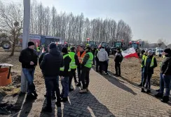 Польські фермери блокуватимуть ПП «Медика – Шегині» до 3 січня