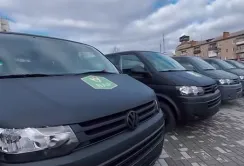 ВАР відправила на фронт ще 18 автомобілів