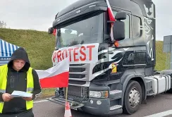 Мер Дорогуська заборонив черговий протест польських перевізників