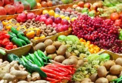Овочі будуть дешевшати й надалі, – Денис Марчук