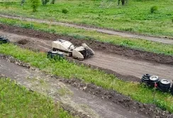 Сапери вже отримали перший екземпляр важкої машини для розмінування, яку збирають в Україні