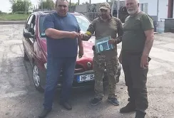 На Сумщині фермер подарував автомобіль бійцям тероборони