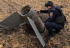 Небезпека в полі: фермер з Київщини виявив залишки ракети С-300