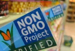 Сенат США планує ввести обов'язкове маркування продуктів з ГМО