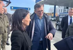 Голова МЗС Німеччини закликала Україну та Польщу професійно обговорити блокування зерна на кордоні