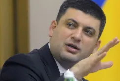 Уряд ініціюватиме та працюватиме над законом про обіг земель, - В.Гройсман