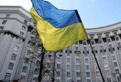 Кабмін виступив проти можливості купівлі-продажу землі агрохолдингами