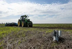 Наступного року планується розширити програму компенсації фермерам послуг з розмінування земель, – МІнекономіки