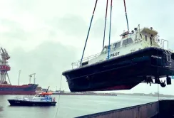 Україна отримала від Франції ще один корабель для експорту зернових