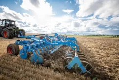 LEMKEN презентує 10-метровий Rubin-10