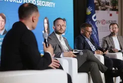 Визначено шляхи порятунку українських фермерів