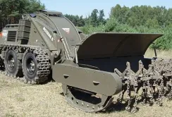 Україна очікує ще 18 машин для розмінування
