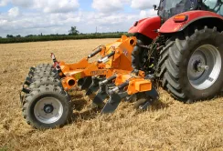 Agro-Land Group шукає партнерів в Україні для створення дилерської мережі