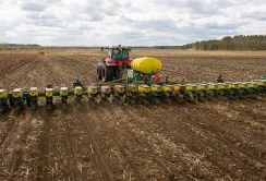 На Сумщині розпочалась посівна