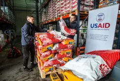 Понад 8-тисяч фермерів отримали насіння та добрива від USAID АГРО