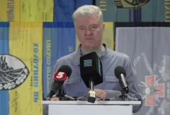Підняття акцизів на паливо – поштовх до бідності, – Петро Порошенко