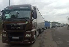 Румунія вводить пломбування транзитних перевезень аграрних вантажів з України