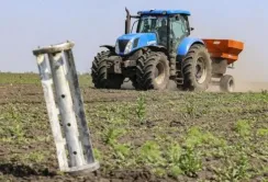 Президент підписав закон, який звільняє від податків фермерів на окупованих та деокупованих територіях