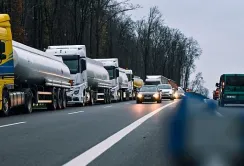 В чергах на території Польщі перебуває 2350 вантажівок, – Держприкордонслужба
