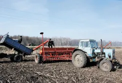 На Черкащині підготували агрофахівців для робіт з використанням "хімії"