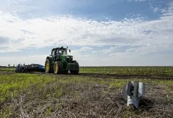 Minderoo Foundation виділив на розмінування сільгоспземель в Україні 5 млн австралійських доларів
