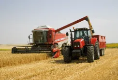 Кабмін компенсує виробникам сільгосптехніки 20% витрат, але не всім