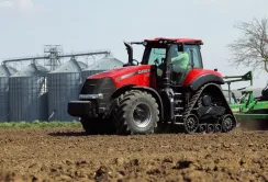 Case IH та Väderstad побили світовий рекорд з висаджування кукурудзи
