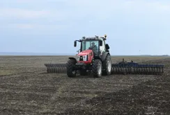 Фермерам на деокупованих територіях потрібна державна підтримка, — ВАР