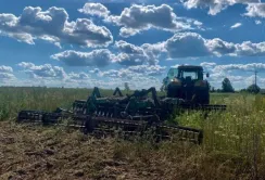 На Київщині тракторист підірвався на міні